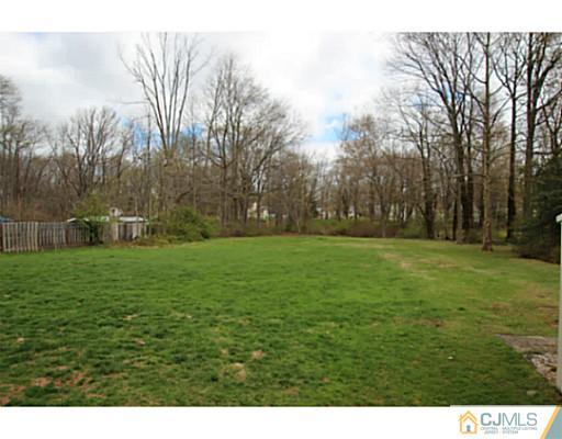 54 Kimberly Road Colonia, NJ 07067 - Photo 17 of 25 Gallery Image 17