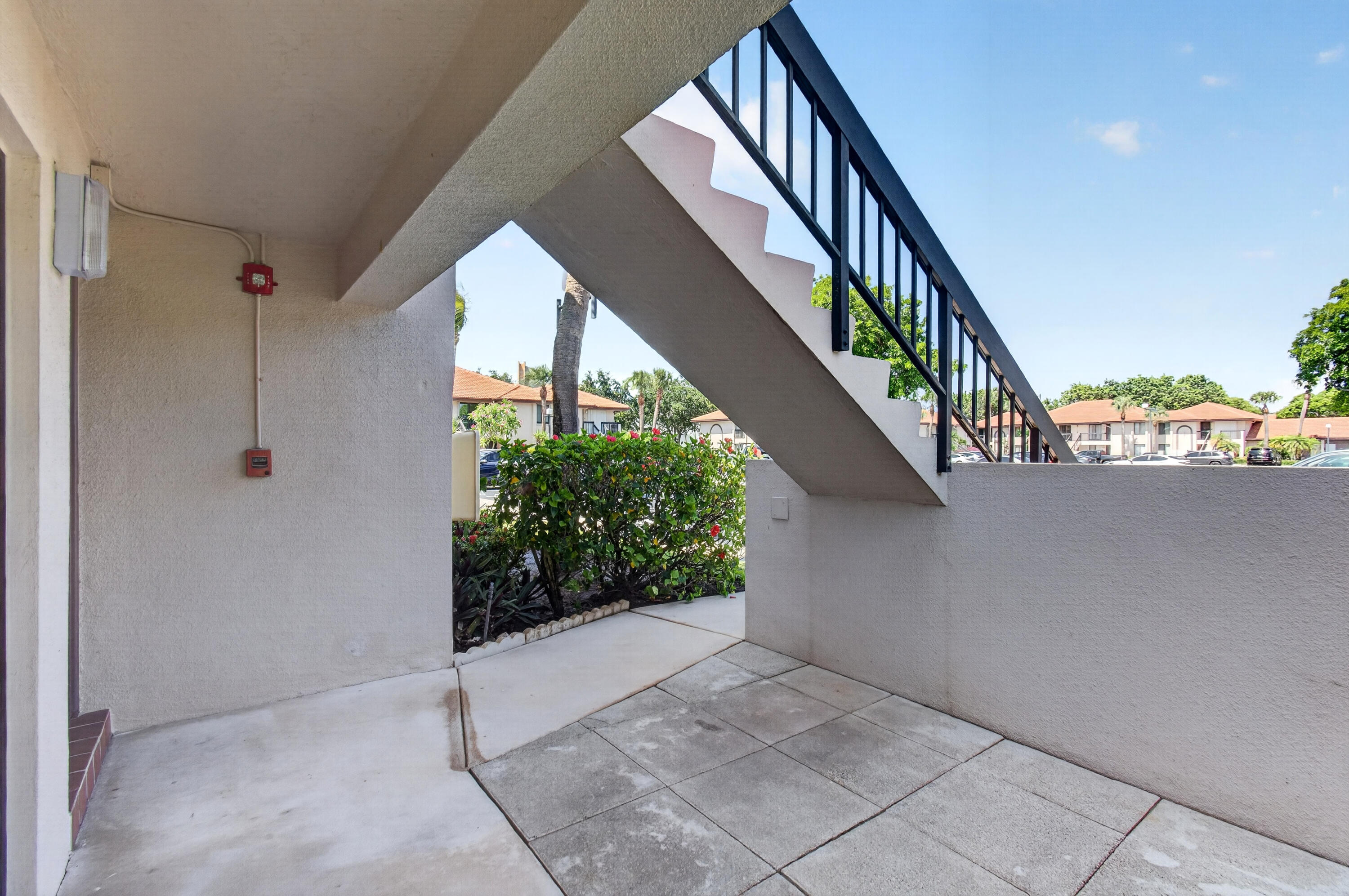 351 Club Circle, Unit 101 Boca Raton, FL 33487 - Photo 8 of 55 8-print-DSC_8695