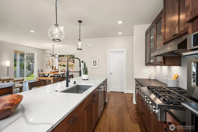 $1,350,000 | 1431 Bandera Avenue Southeast, North Bend, WA 98045