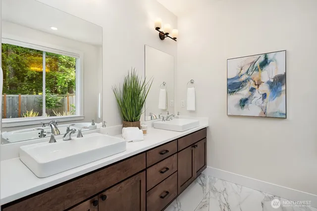 $1,350,000 | 1431 Bandera Avenue Southeast, North Bend, WA 98045