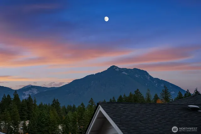 $1,350,000 | 1431 Bandera Avenue Southeast, North Bend, WA 98045