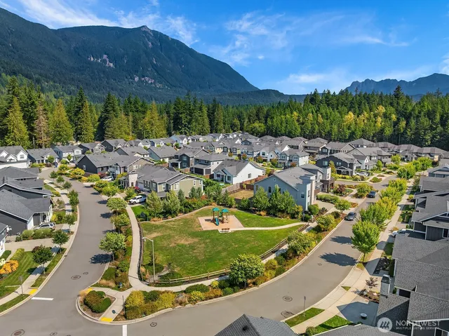 $1,350,000 | 1431 Bandera Avenue Southeast, North Bend, WA 98045