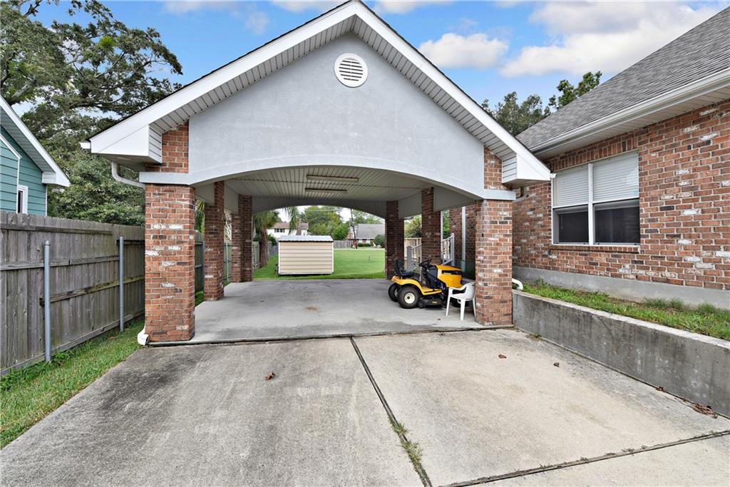350 Walter Road River Ridge, LA 70123 - Photo 3 of 18
