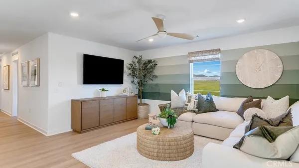 $713,295 | 27152 Lullaby Lane, Menifee, CA 92585