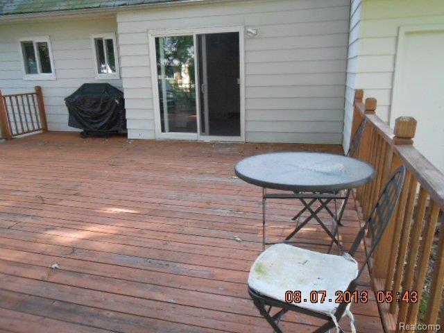 5533 Independence Colony Road Grand Blanc, MI 48439 - Photo 23 of 24 Doorwall of back