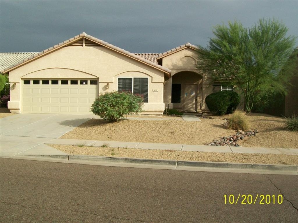 912 East Beverly Road Phoenix, AZ 85042 - Photo 1 of 10 exterior