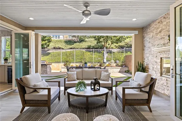 $2,145,000 | 2 Ventada Street, Rancho Mission Viejo, CA 92694