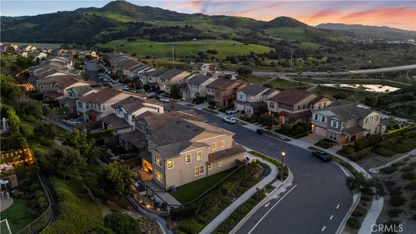 $2,145,000 | 2 Ventada Street, Rancho Mission Viejo, CA 92694