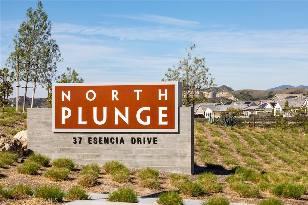 2 Ventada Street Rancho Mission Viejo, CA 92694 - Photo 64 of 71 a sign on the side of a building