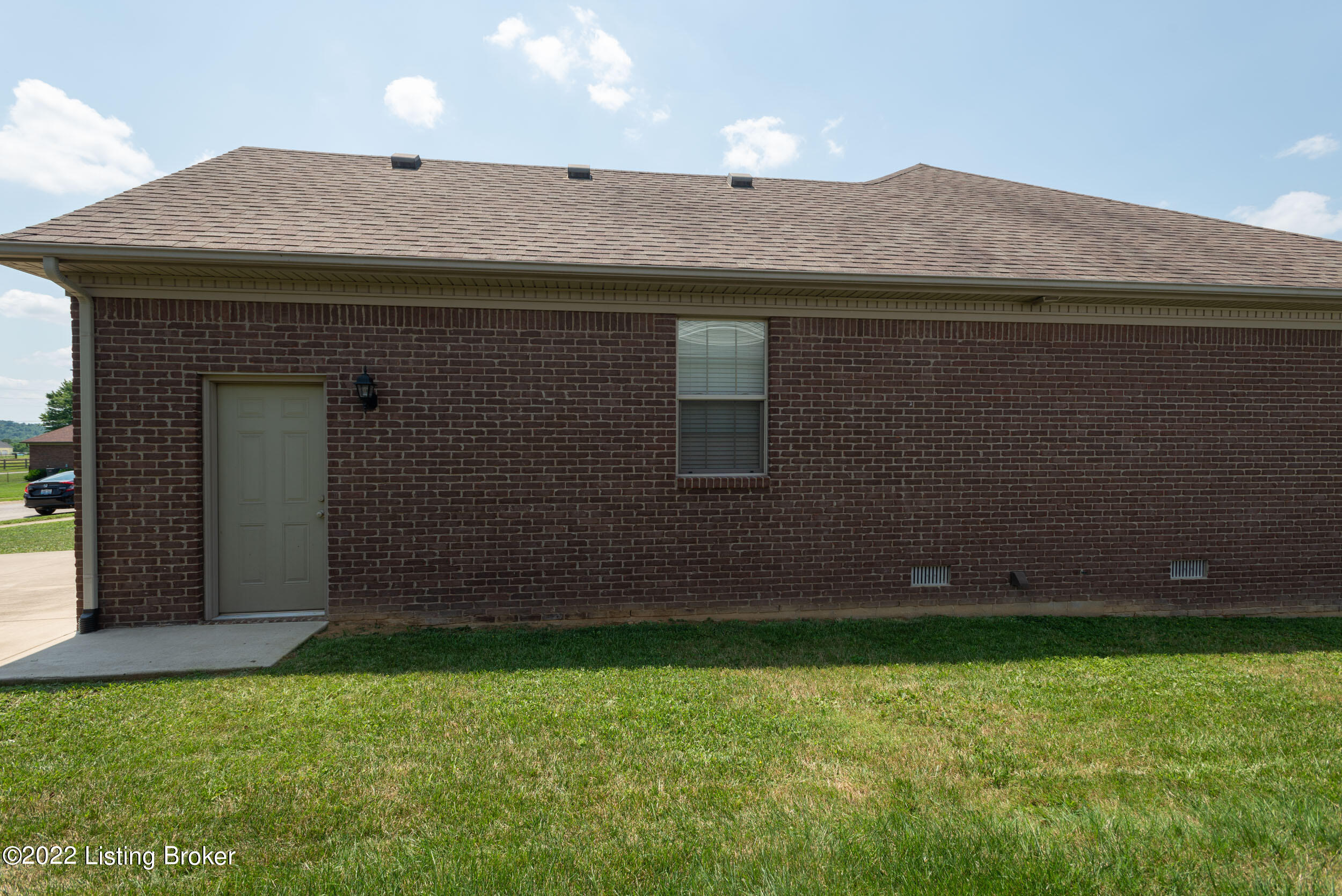 106 Ruth Lane Bardstown, KY 40004 - Photo 24 of 33 106RuthLane_1032