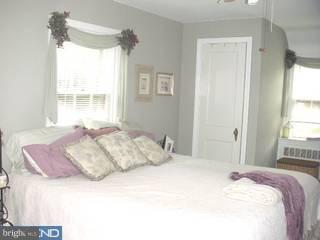 421 Longfellow Road Wyncote, PA 19095 - Photo 5 of 6