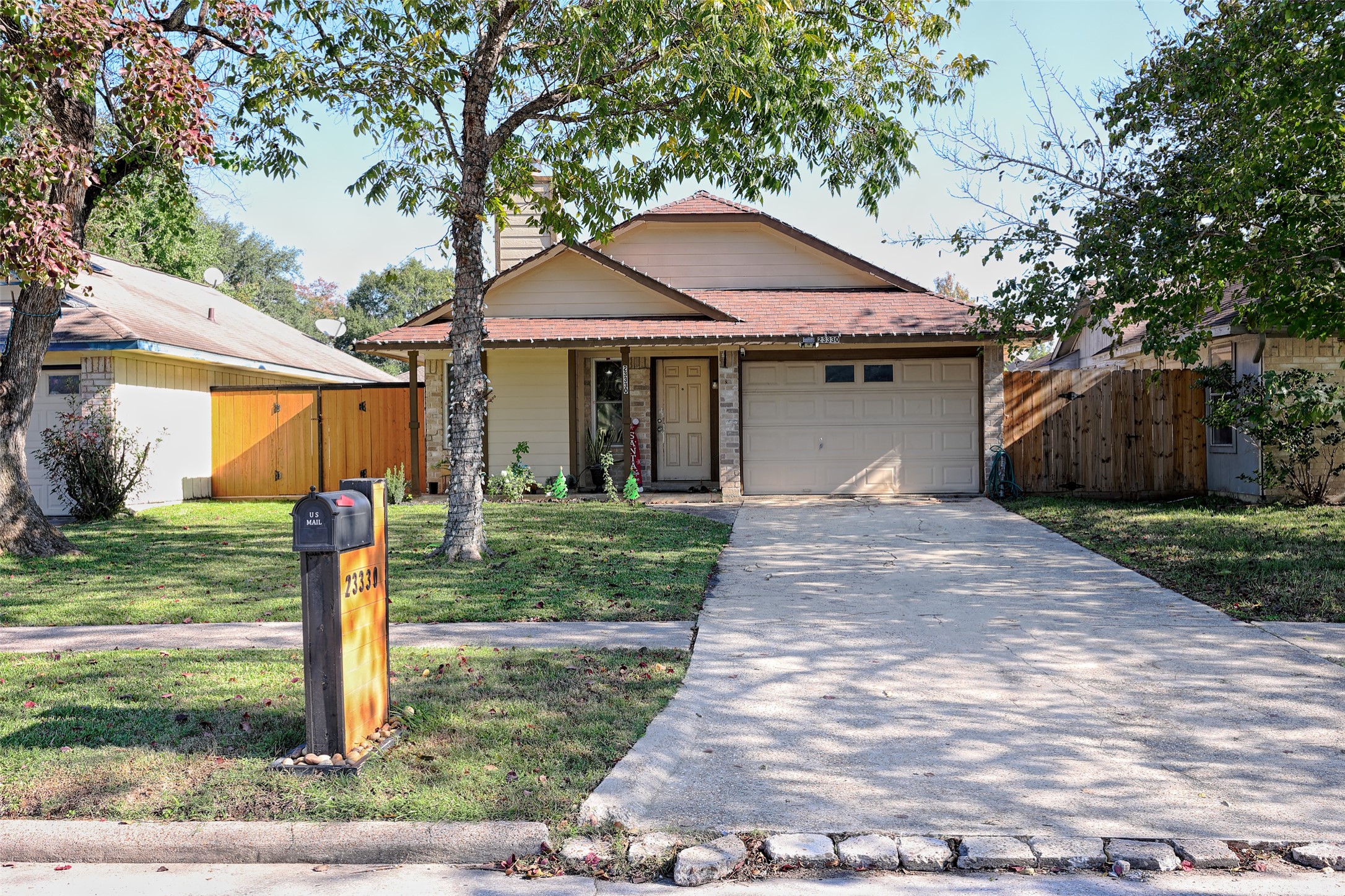 23330 Prairie Bird Drive Spring, TX 77373 - Photo 2 of 14