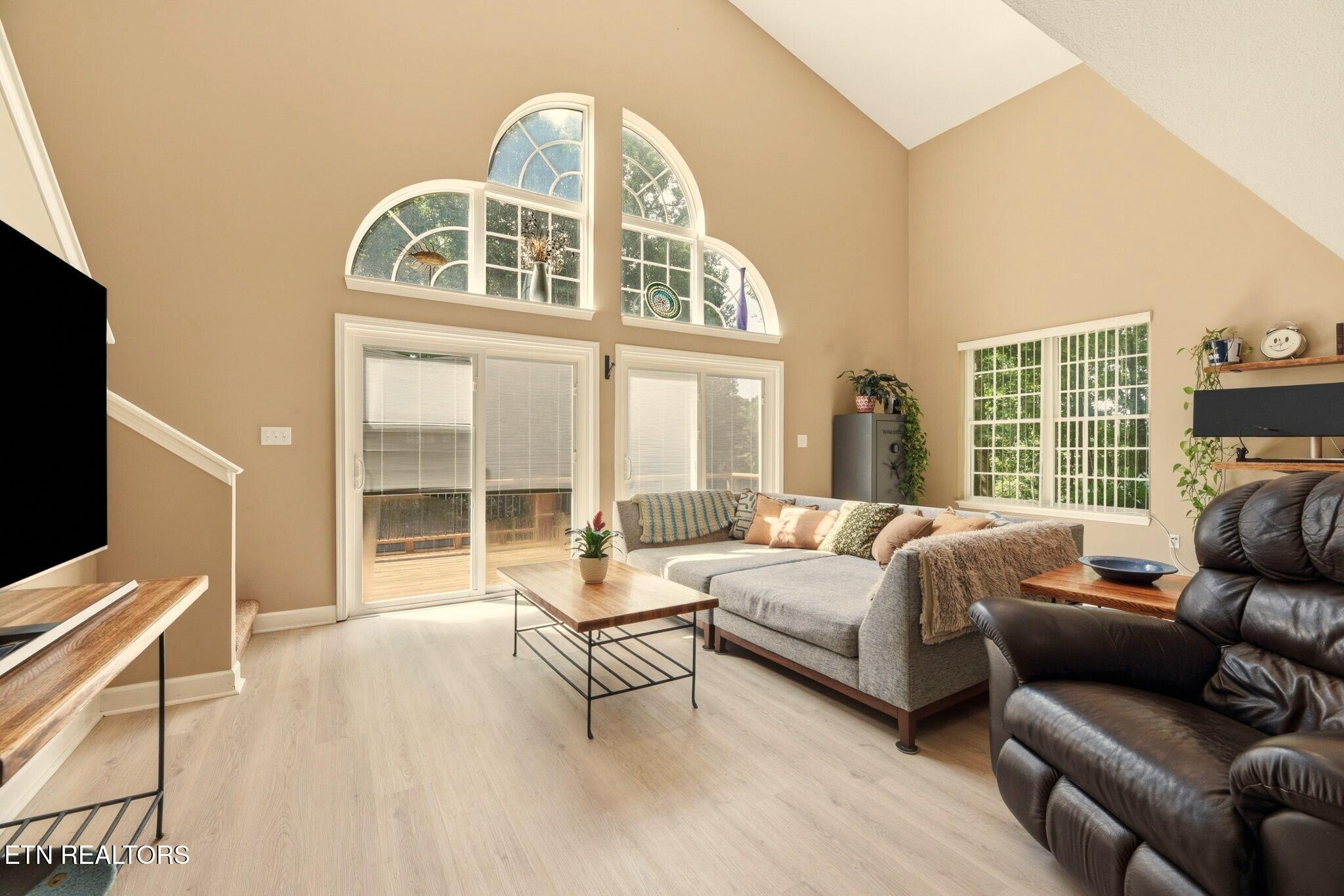 281 Lone Mountain Road Andersonville, TN 37705 - Photo 6 of 46 6-web-or-mls-DSC_5188