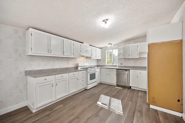 $117,900 | 3901 Lake Road, West Sacramento, CA 95691