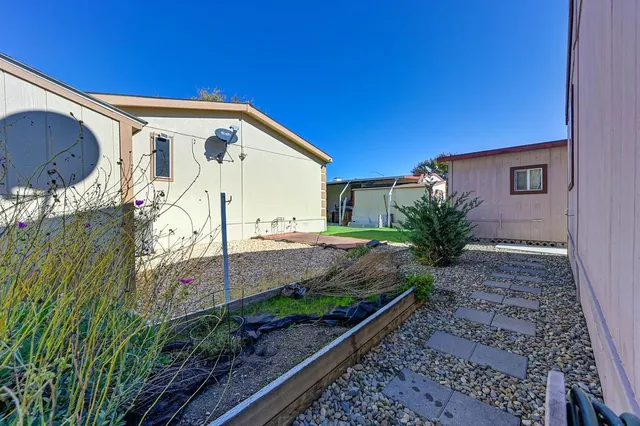 $117,900 | 3901 Lake Road, West Sacramento, CA 95691