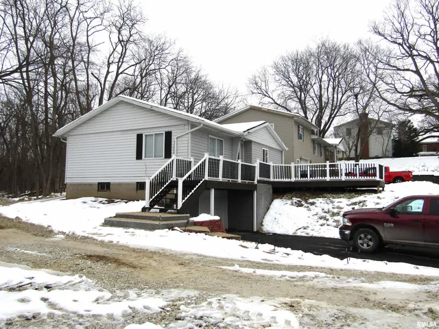 $144,900 | 510 West Milton Avenue, Lewistown, IL 61542