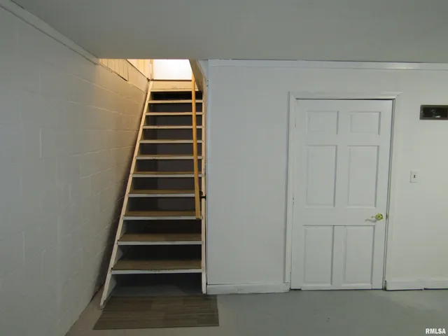 $144,900 | 510 West Milton Avenue, Lewistown, IL 61542