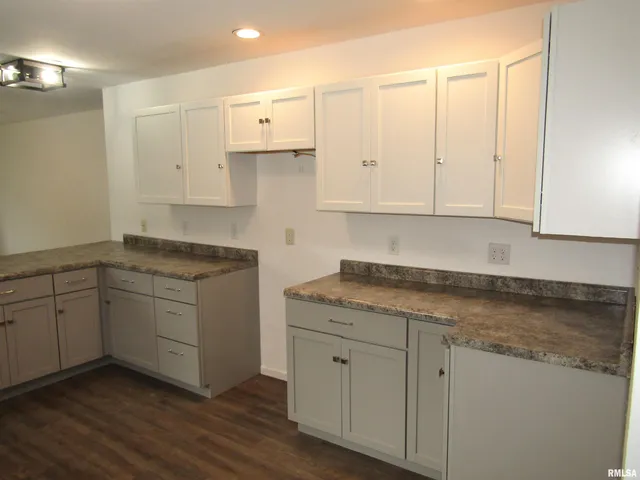 $144,900 | 510 West Milton Avenue, Lewistown, IL 61542