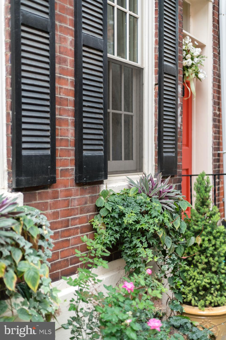 1706 Addison Street Philadelphia, PA 19146 - Photo 3 of 34 Gallery Image 3