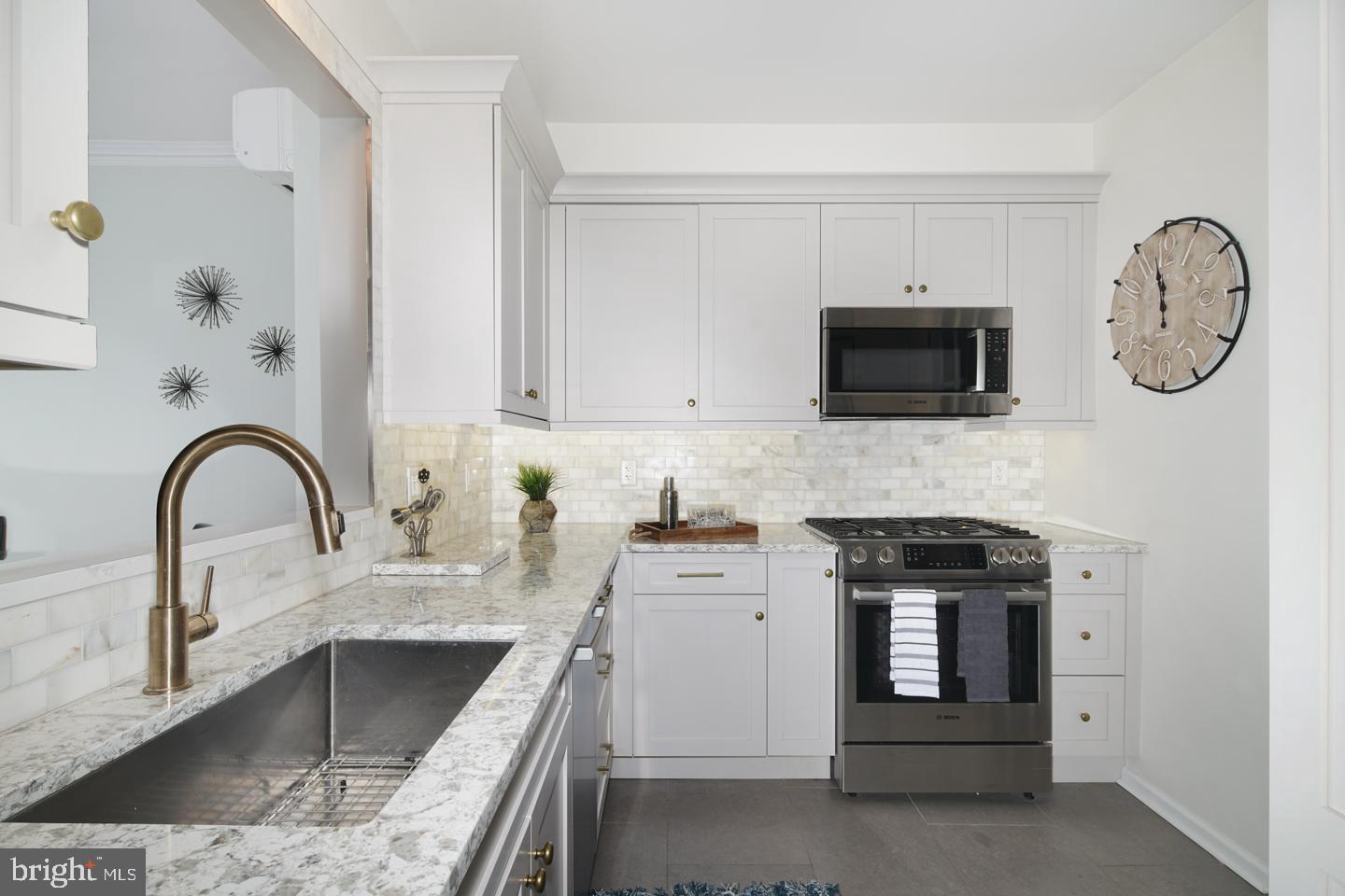 1706 Addison Street Philadelphia, PA 19146 - Photo 8 of 34 Gallery Image 8