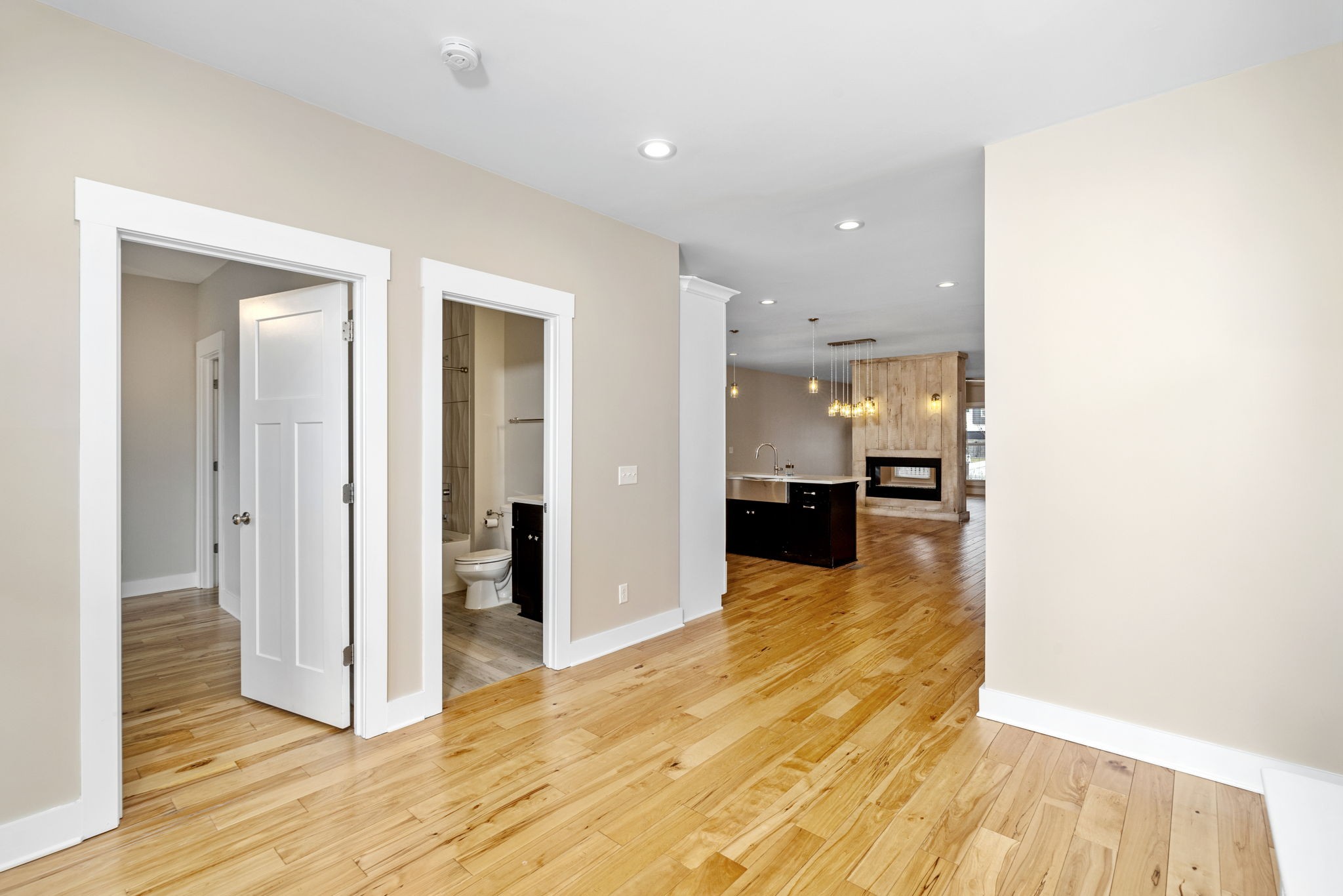 5725 Morrow Road Nashville, TN 37209 - Photo 12 of 35