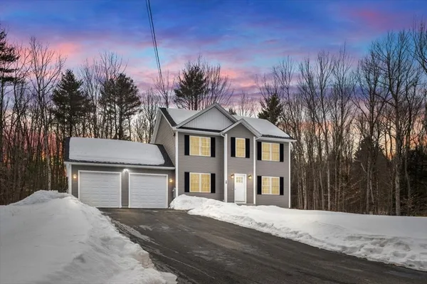 $550,000 | 28 Murray Road, Ashburnham, MA 01430