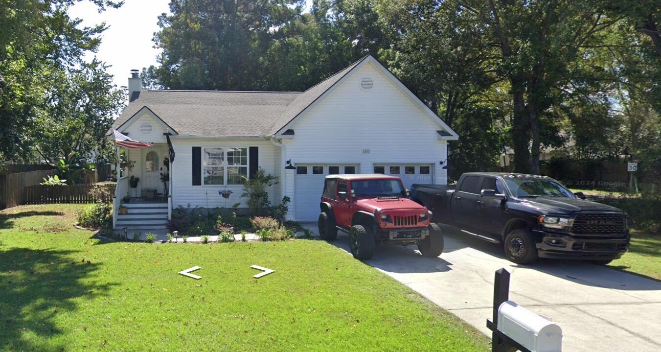 1333 Mapleton Avenue Charleston, SC 29412 - Photo 1 of 40 1Front