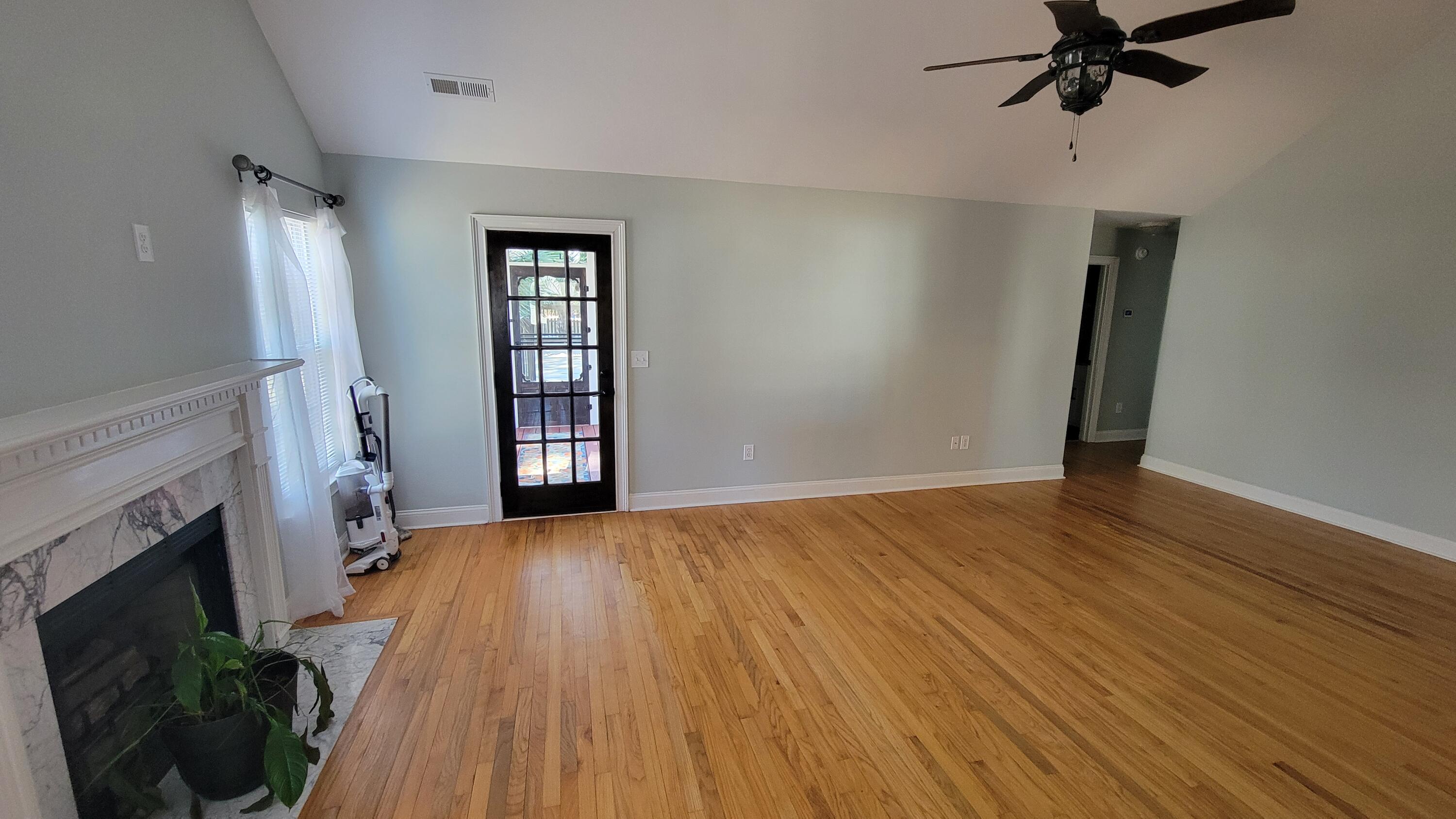 1333 Mapleton Avenue Charleston, SC 29412 - Photo 4 of 40 4Living3