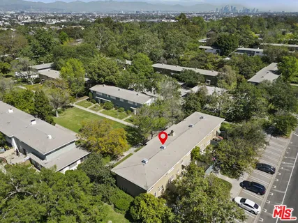 $637,500 | 5464 Village Green, Los Angeles, CA 90016