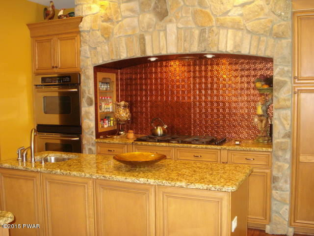 113 Sawkill Road Milford, PA 18337 - Photo 12 of 65 Gallery Image 12
