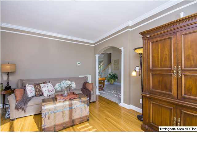 103 Windsor Lane Pelham, AL 35124 - Photo 5 of 32