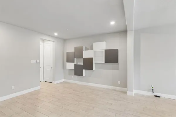 $420,000 | 911 Ponds Edge Lane, Euless, TX 76040