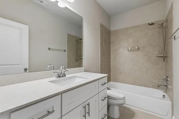 $420,000 | 911 Ponds Edge Lane, Euless, TX 76040