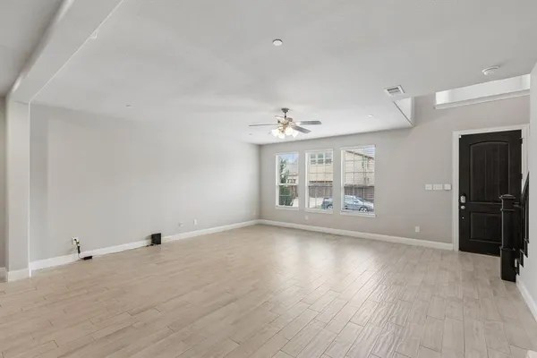 $420,000 | 911 Ponds Edge Lane, Euless, TX 76040