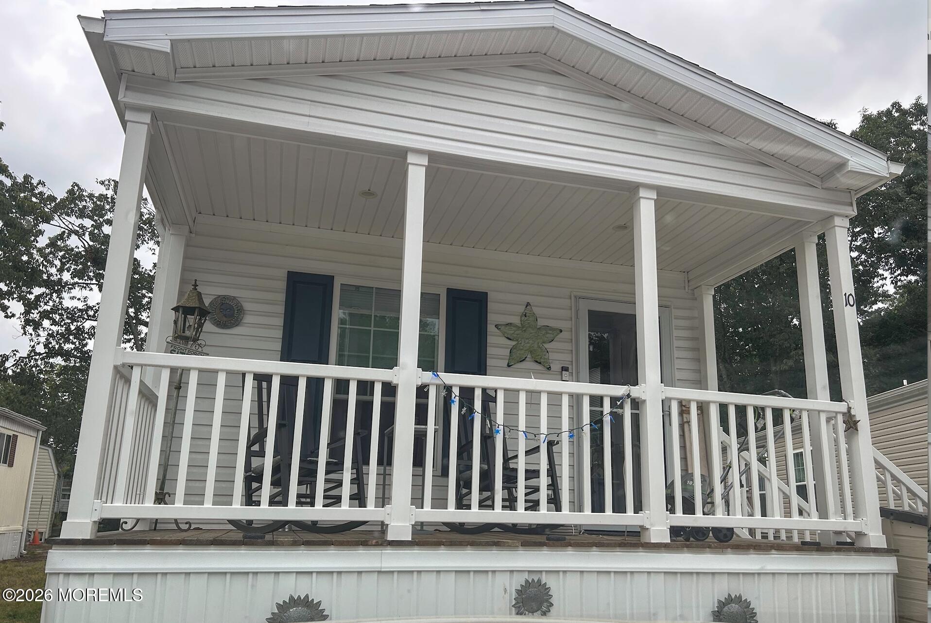 10 Muskrat Place Whiting, NJ 08759 - Photo 2 of 18 front view of a house