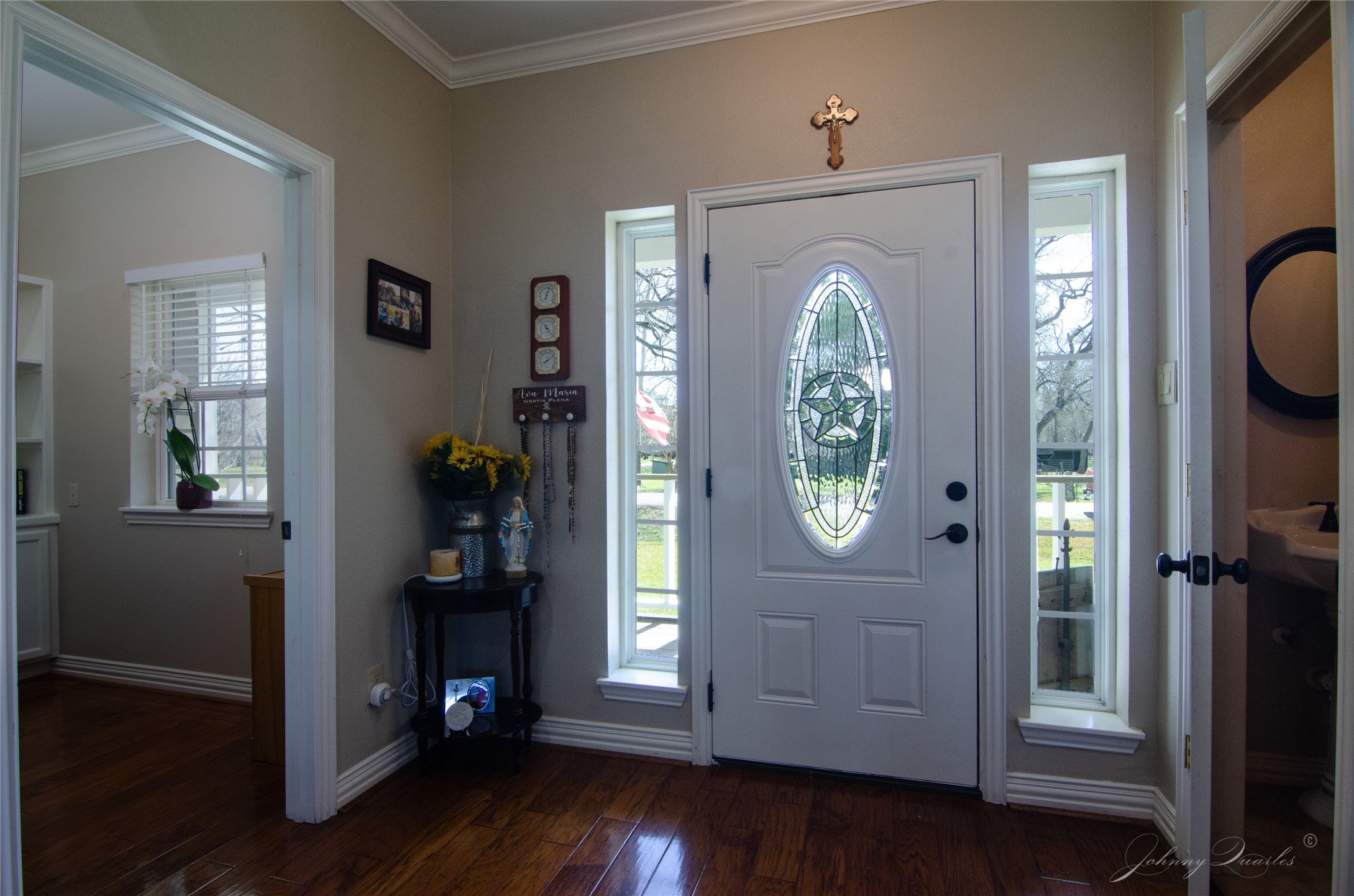 36606 Tejas Road Simonton, TX 77485 - Photo 12 of 32 wooden floor in a hall with a window