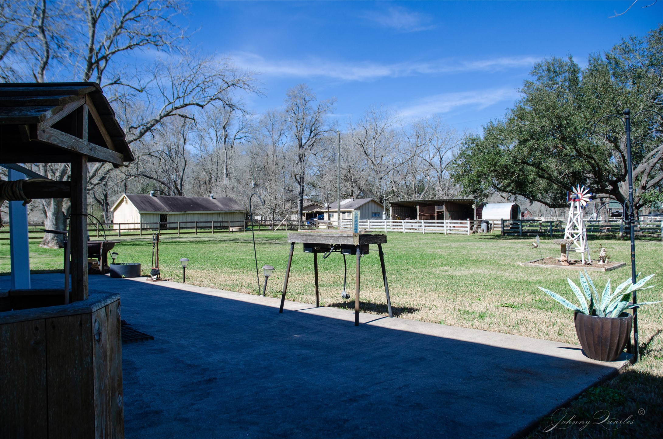 36606 Tejas Road Simonton, TX 77485 - Photo 10 of 32 a view of house with backyard and outdoor seating