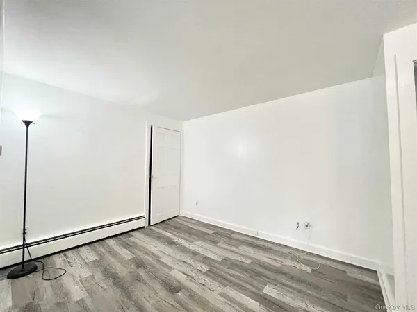 $1,500 | 1612 Main Street, Unit 4, Pleasant Valley, NY 12569