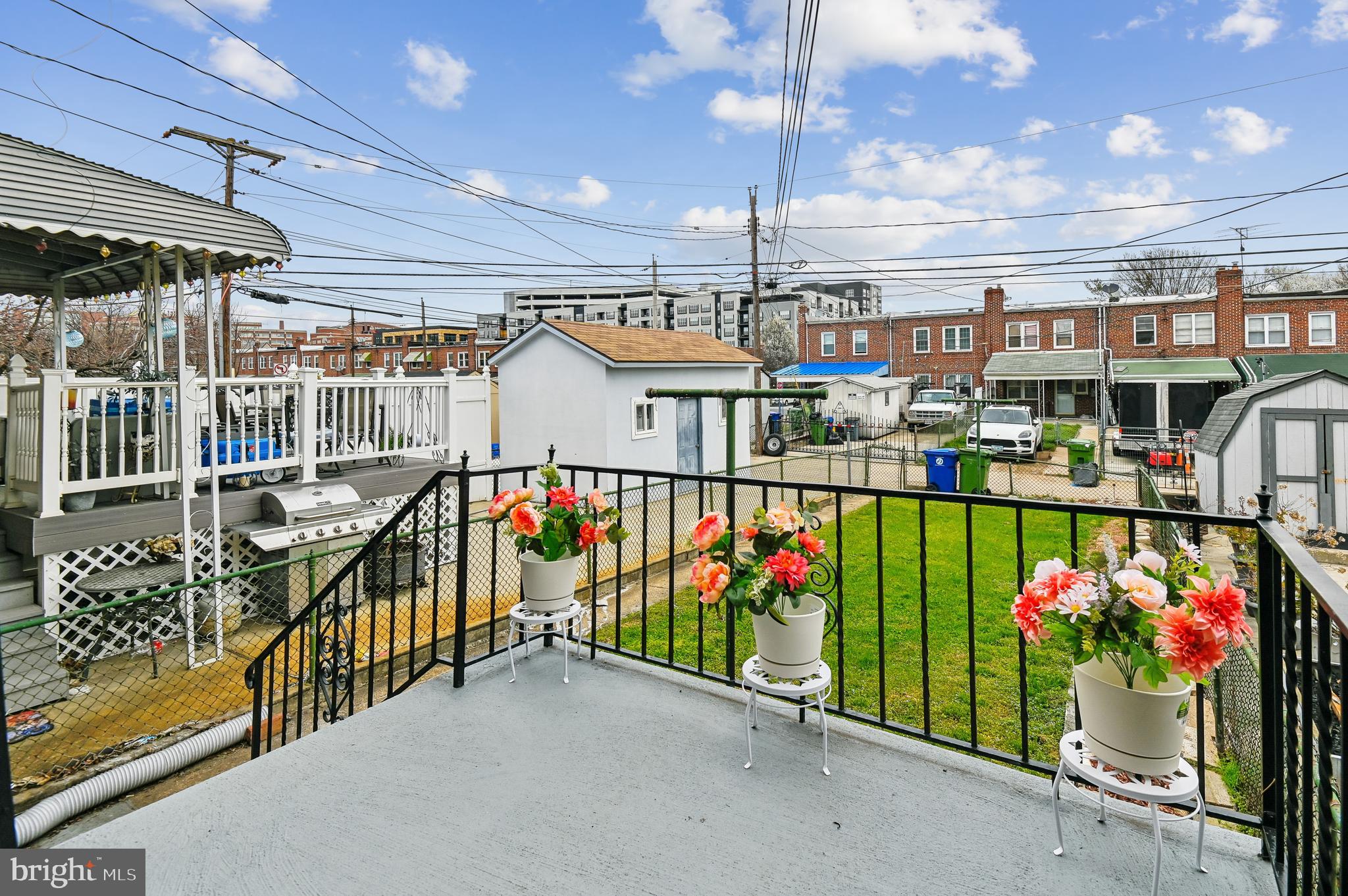 705 Tolna Street Baltimore, MD 21224 - Photo 28 of 34 Elevated Deck!