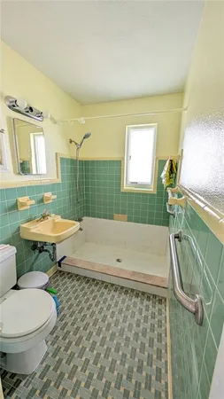 $325,000 | 5 Seaside Drive, Ormond Beach, FL 32176