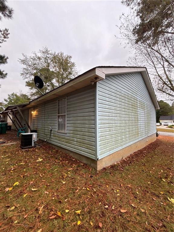 2361 River Ridge Road Northeast Milledgeville, GA 31061 - Photo 10 of 12 a view of backyard of house