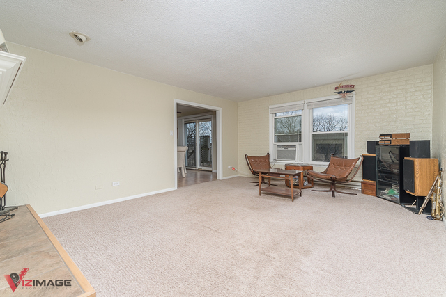 2749 East Brunswick Road Beecher, IL 60401 - Photo 6 of 21