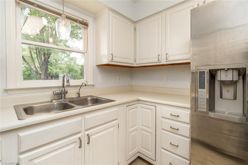 2453 Willard Road High Point, NC 27265 - Photo 14 of 29
