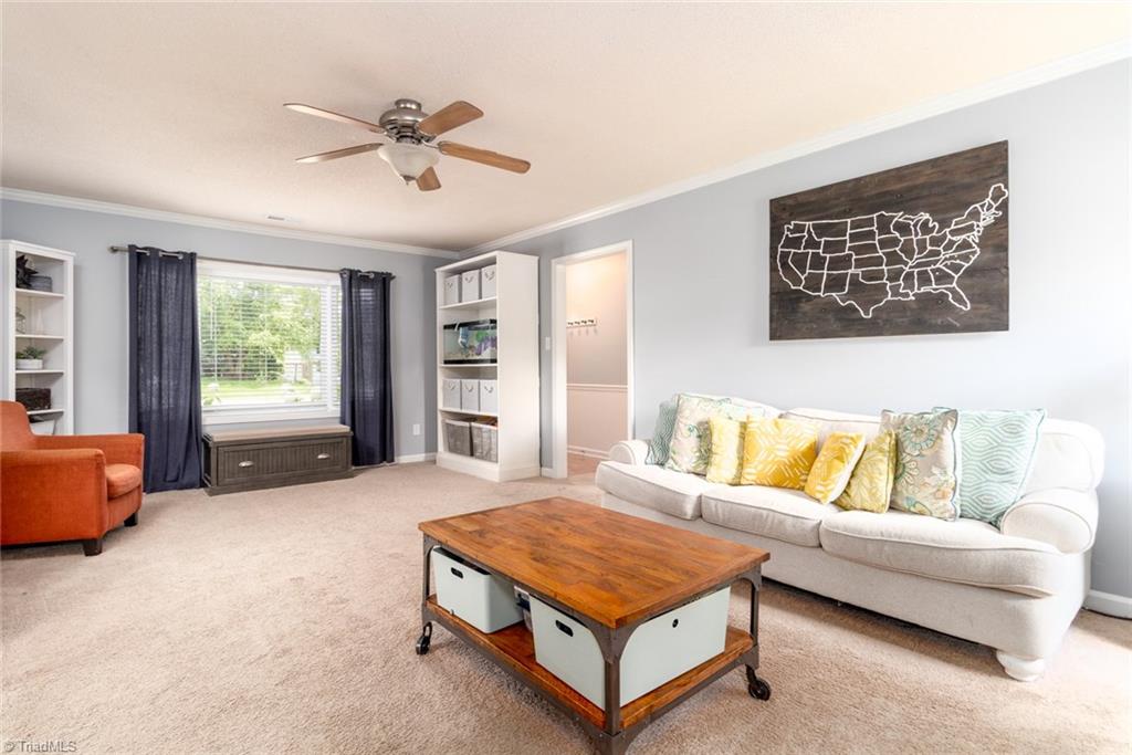 2453 Willard Road High Point, NC 27265 - Photo 6 of 29 Spacious living room, a great room to entertain.