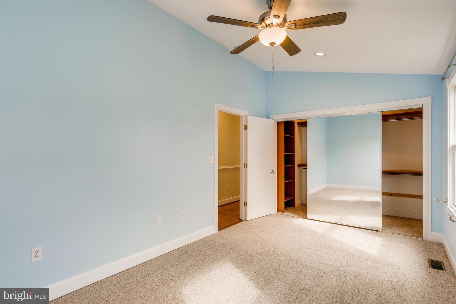 3105 River Drive Road Baltimore, MD 21219 - Photo 19 of 28