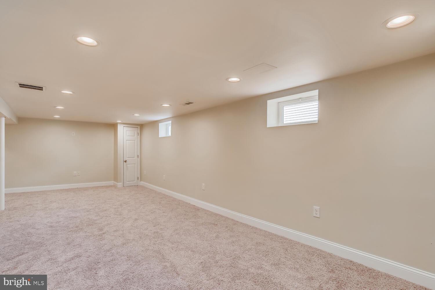 3105 River Drive Road Baltimore, MD 21219 - Photo 23 of 28