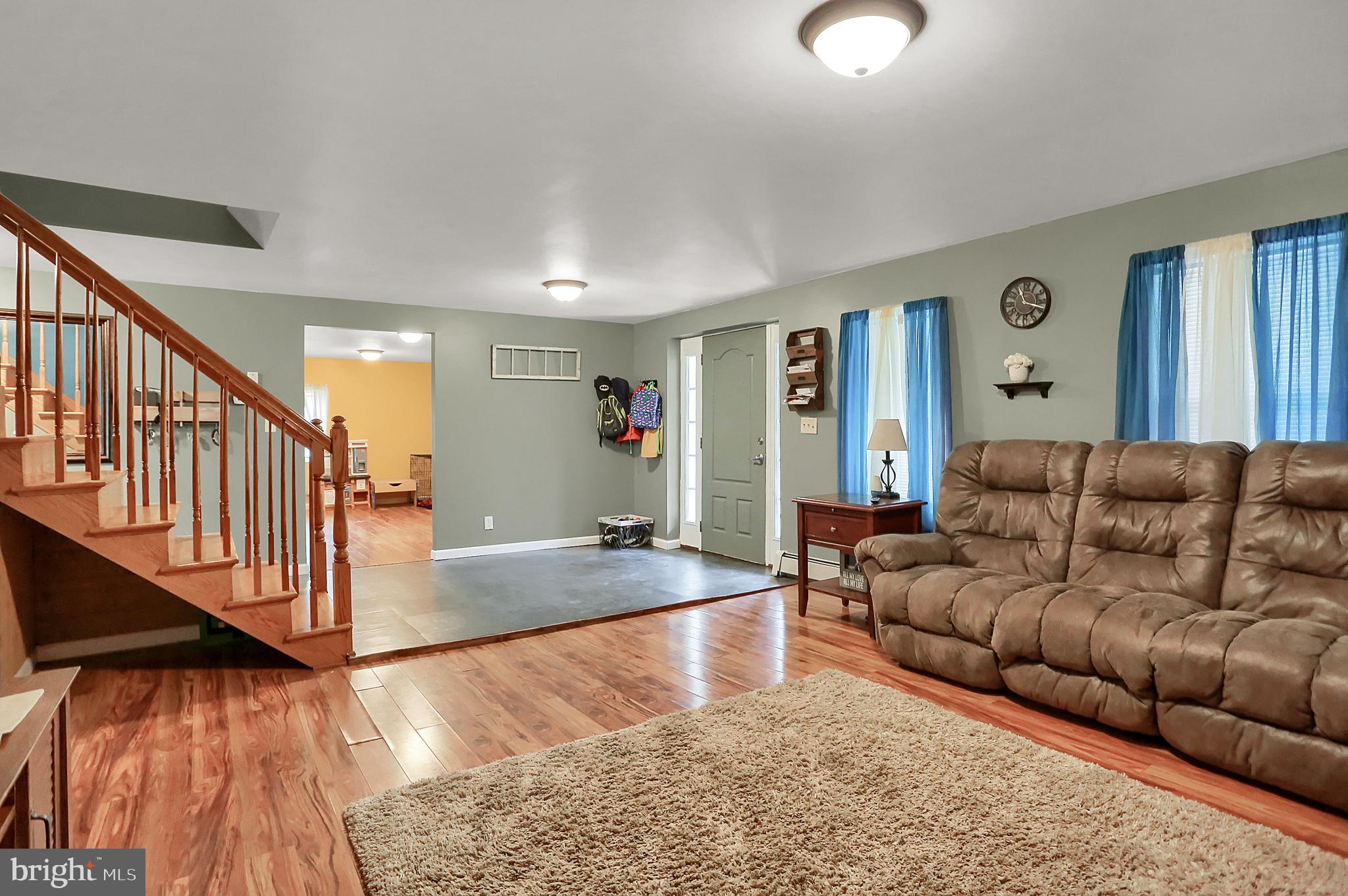 25009 Back Road Concord, PA 17217 - Photo 4 of 43 Gallery Image 4