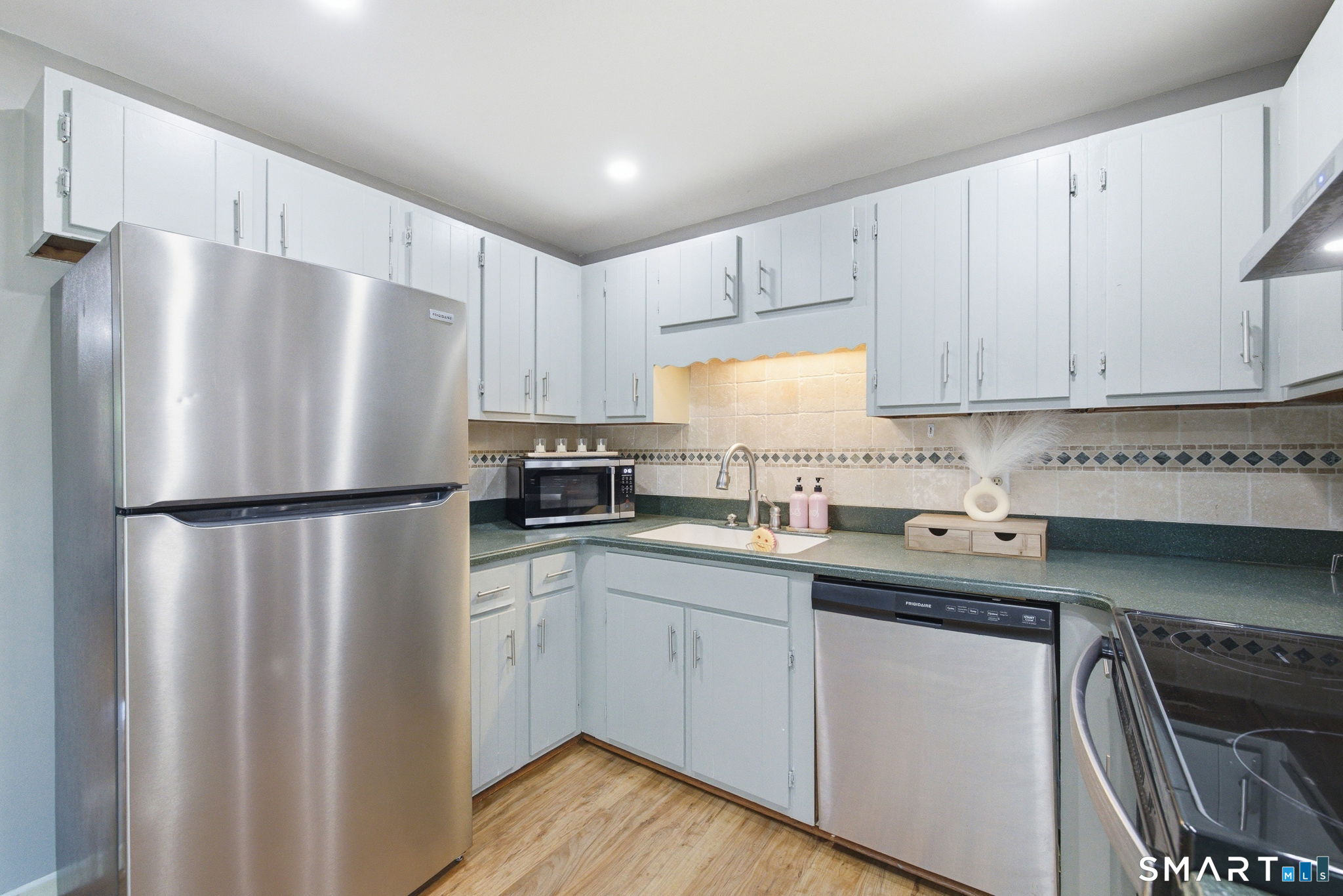 165 Alice Street, Unit 2 Torrington, CT 06790 - Photo 12 of 36