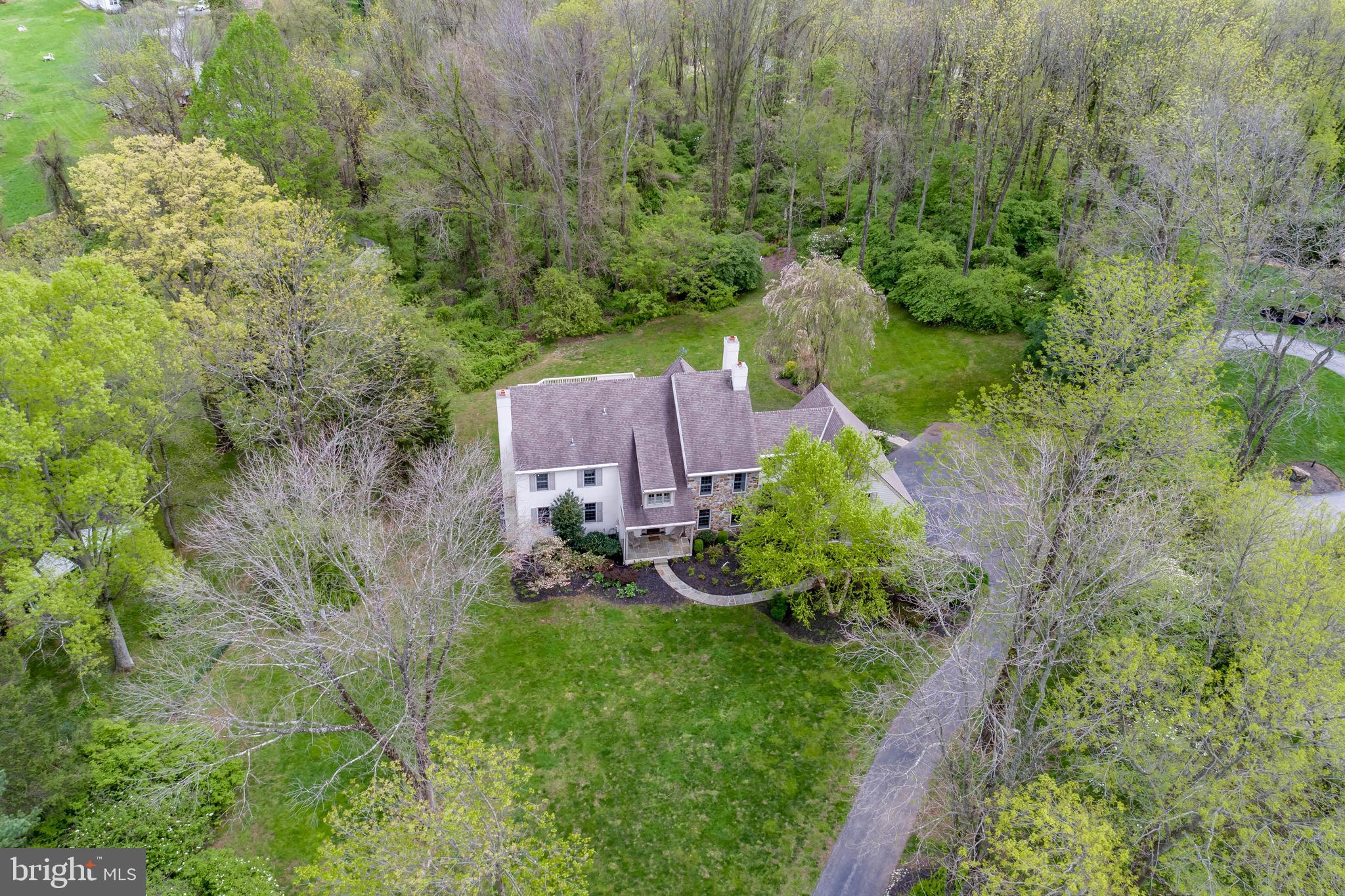 41 Old Covered Bridge Road Newtown Square, PA 19073 - Photo 4 of 39