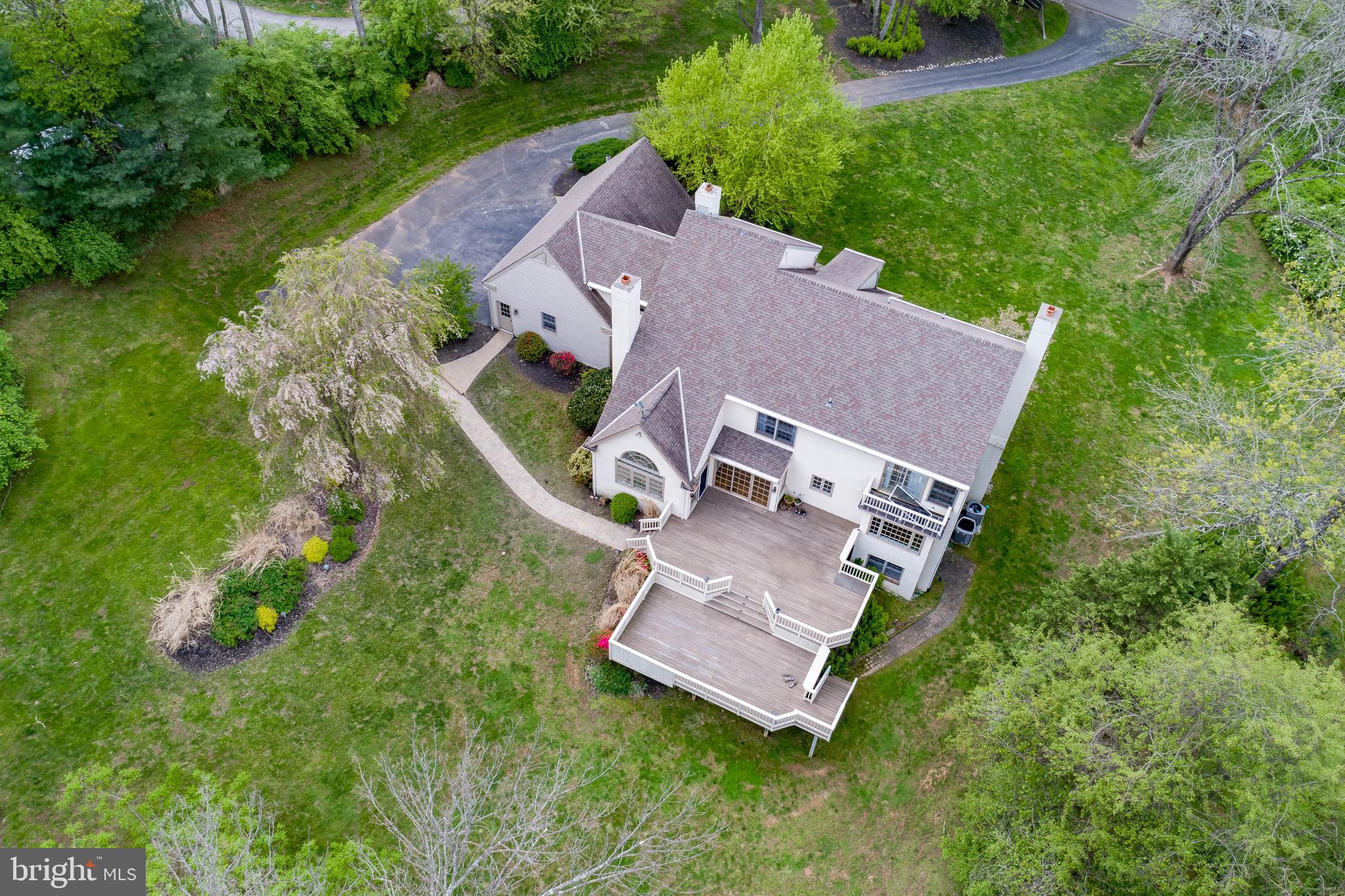 41 Old Covered Bridge Road Newtown Square, PA 19073 - Photo 6 of 39